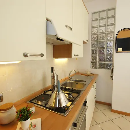 Dama Del Ginevra Apartamento Stresa